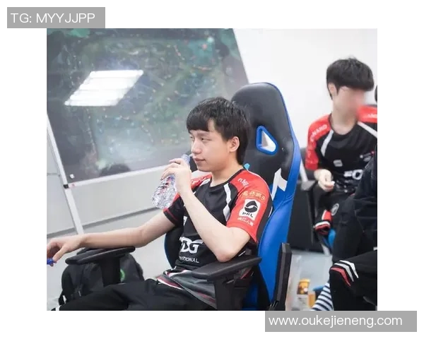 青年赛分析EDG在S15LOL中的强势表现与战术布局 青年赛分析EDG在S15LOL中的强势表现与战术布局